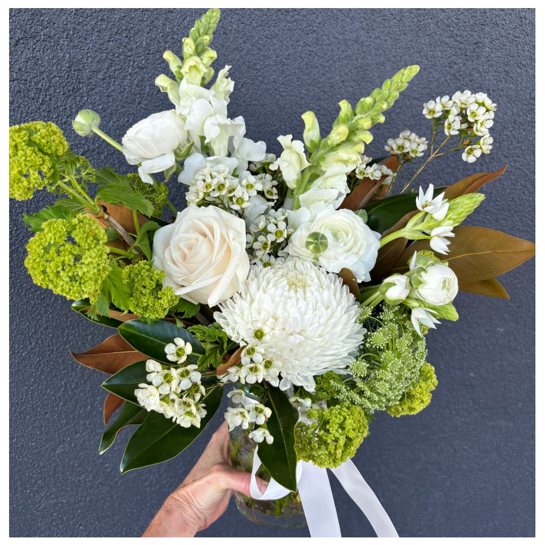 Dianna | Posy Jar/Vase Arrangement