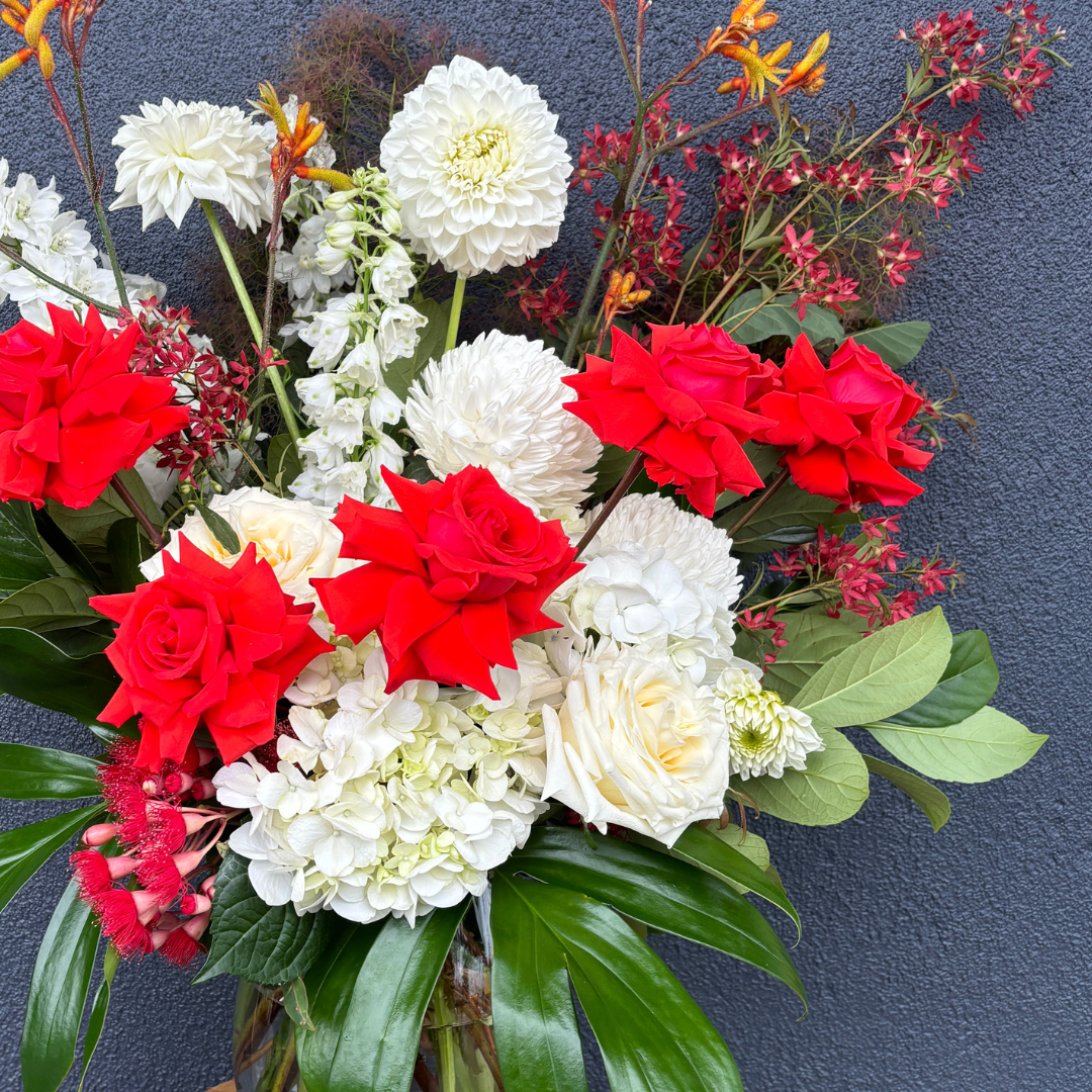 Christmas Stunner Vase Arrangement
