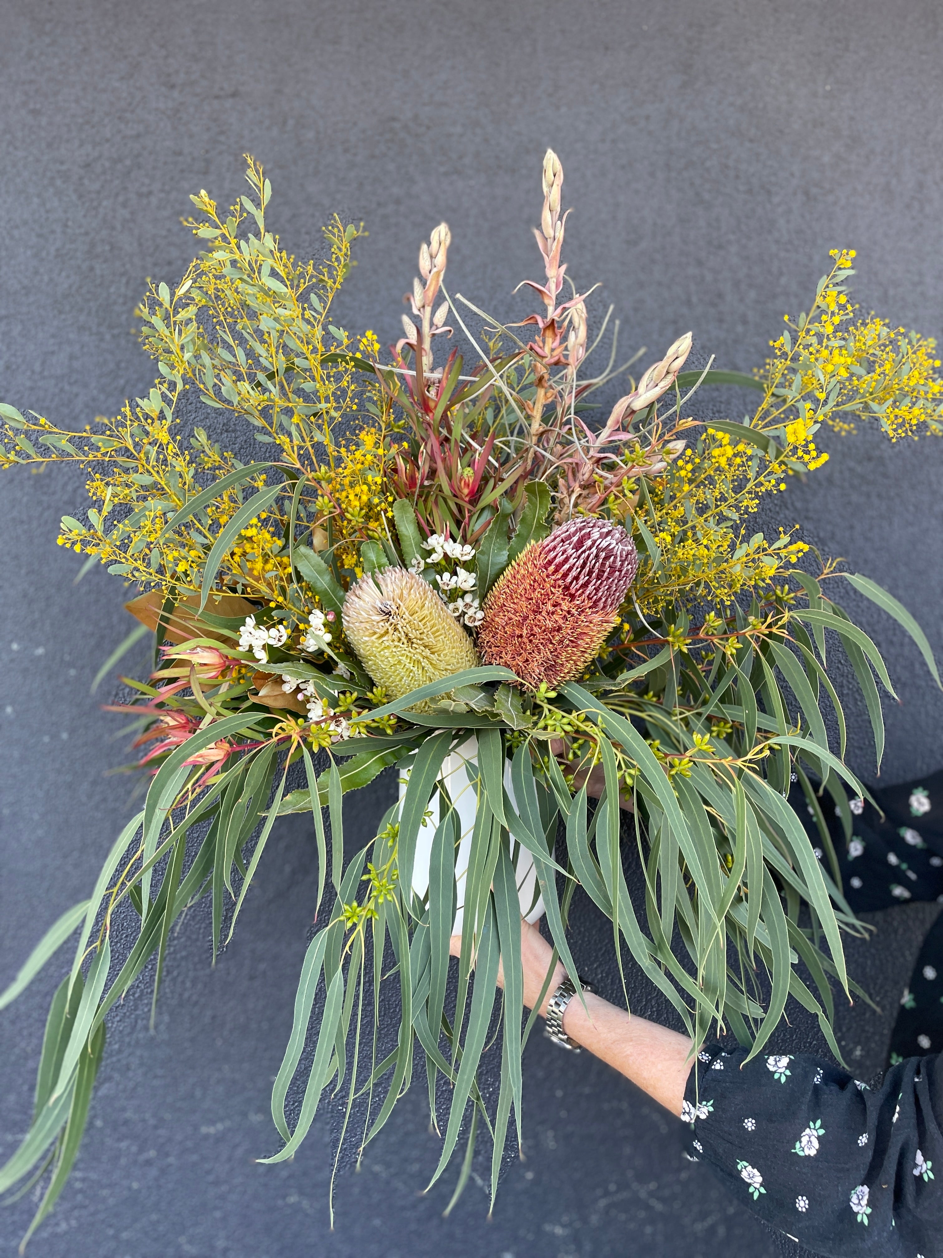 Native & Wild Flower - Seasonal Flower Arrangement