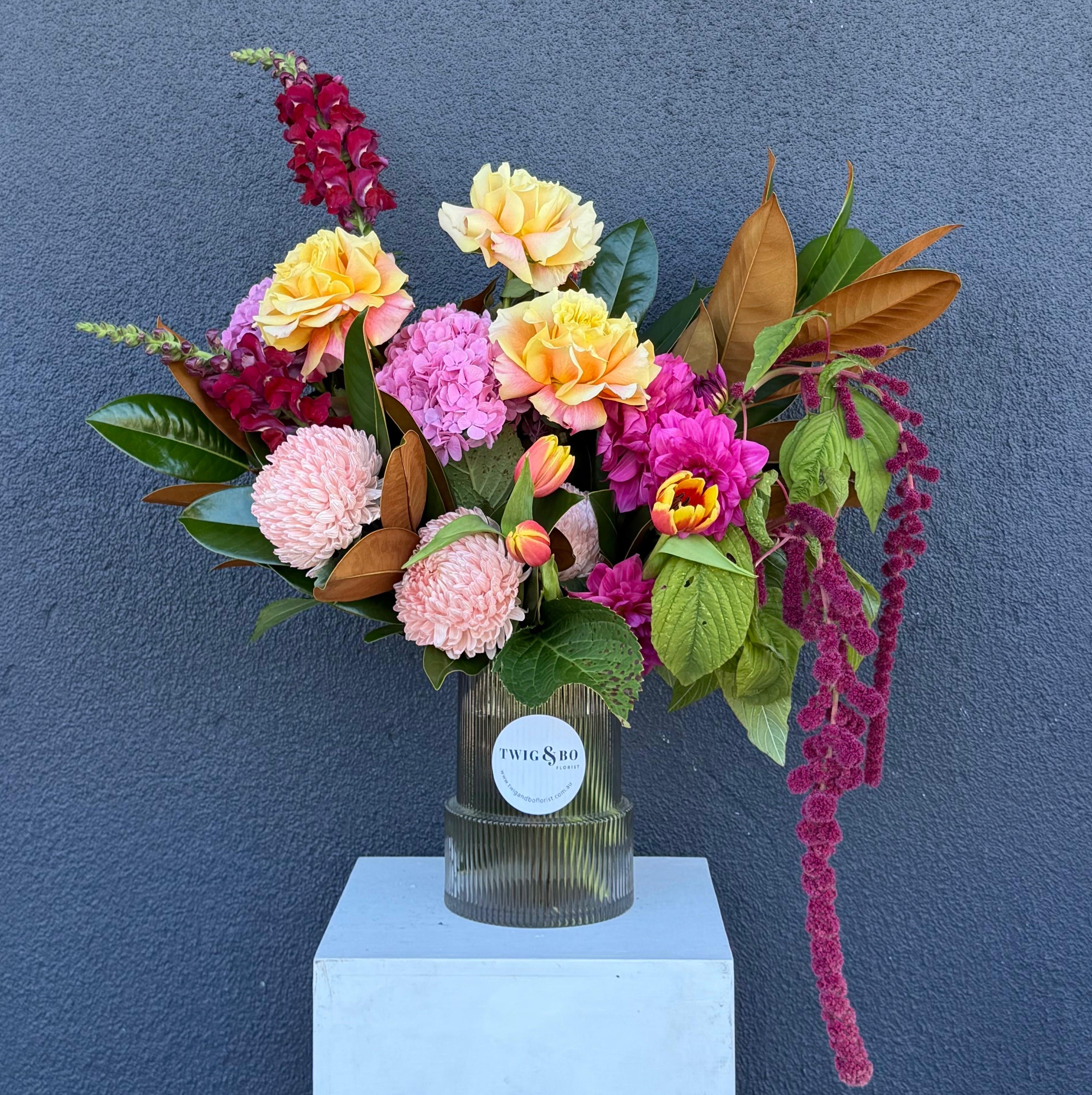 Elly | Bright & Beautiful Flower Bouquet