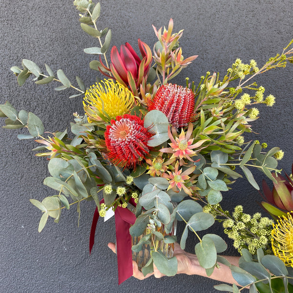 Fresh Flower Vase Arrangement // Workshop