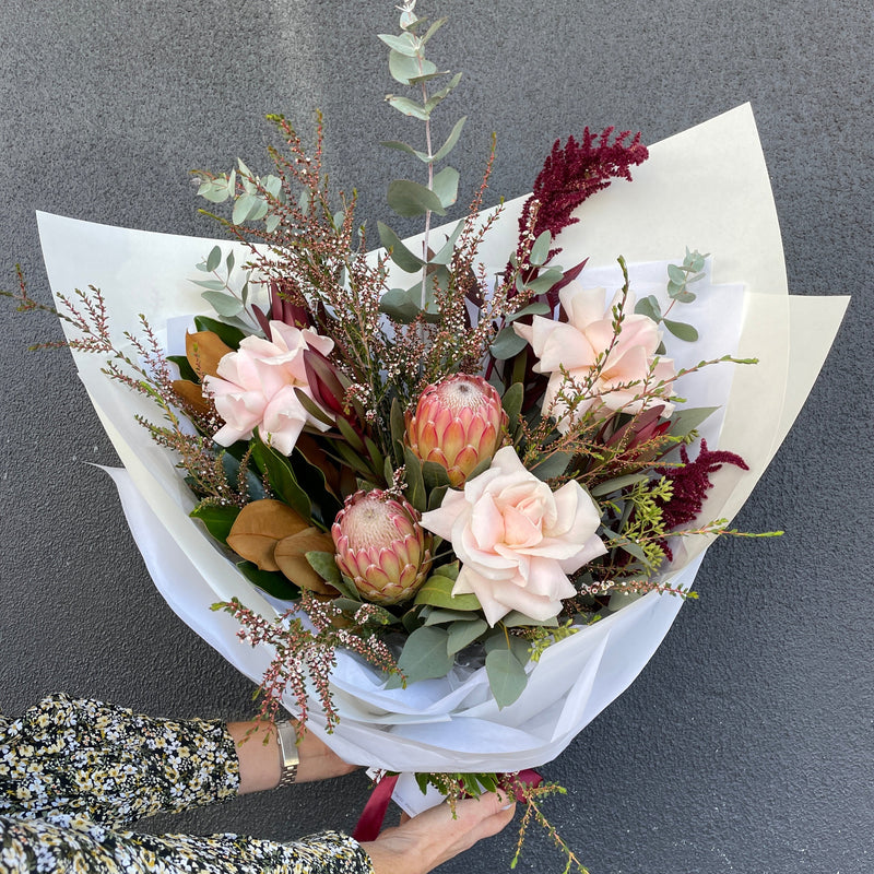 Romantic Native Flower Bouquet & Arrangements