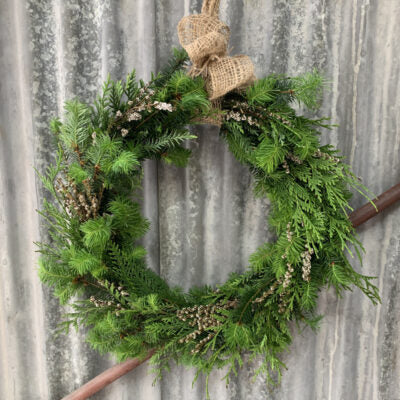 Christmas Wreaths // Fresh and Festive